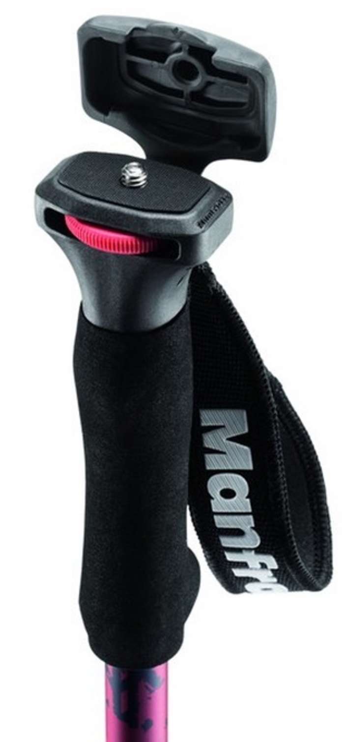 Manfrotto OFF ROAD - WALKING STICK RED, trekingové hole