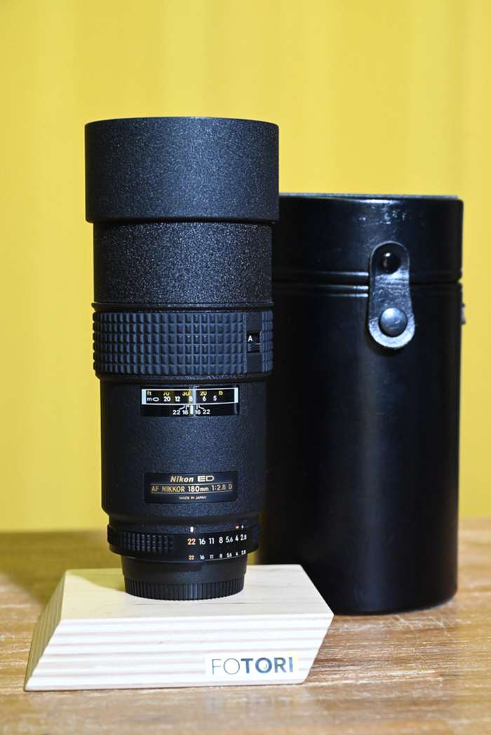 Nikon 180mm f/2.8 ED-IF AF NIKKOR | 608085