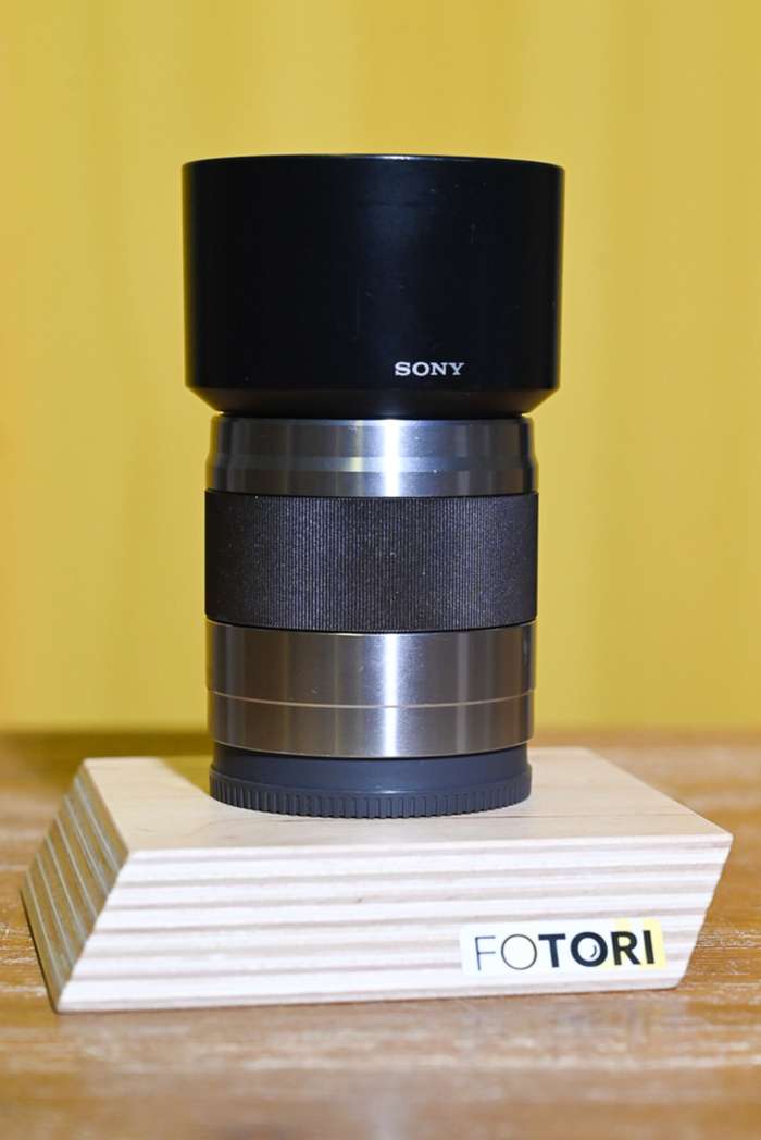 Sony E 50 mm f/1.8 OSS