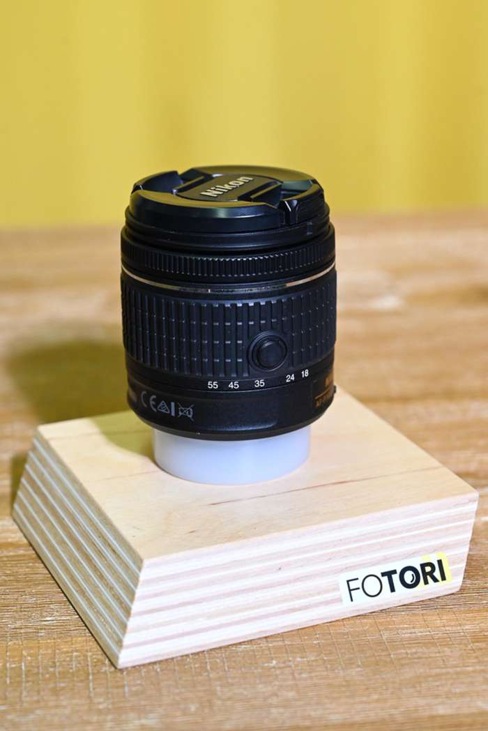 Nikon 18-55mm f/3.5-5.6G AF-P DX VR | 23700465