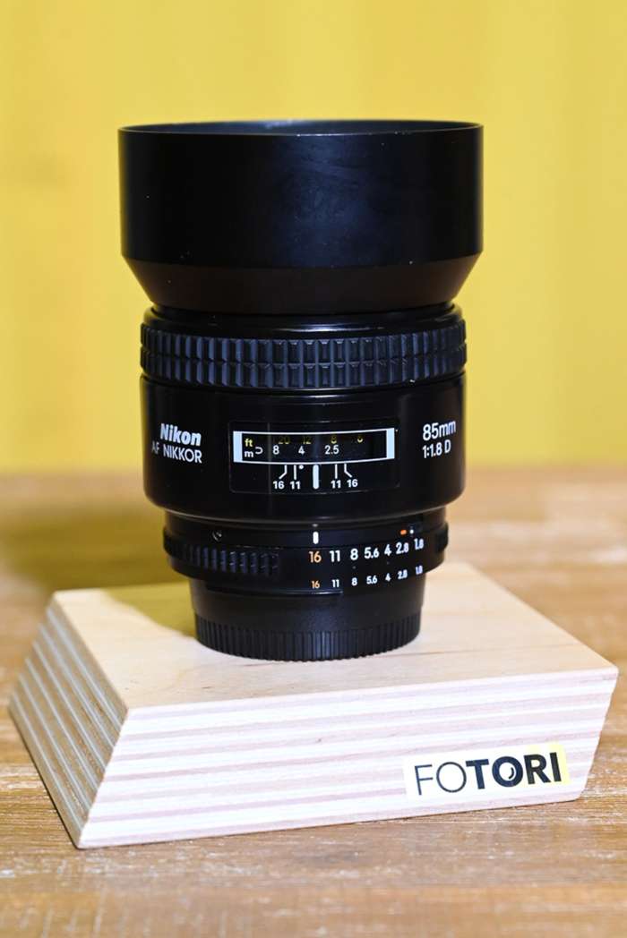 Nikon 85/1.8 D AF | 625138