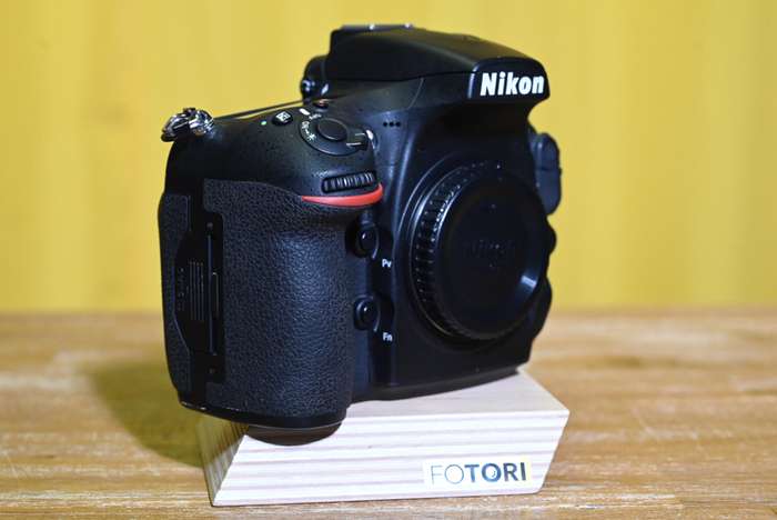 Nikon D810 + 64GB sd karta + 2x 8GB CFkarta + baterie patona | 601811