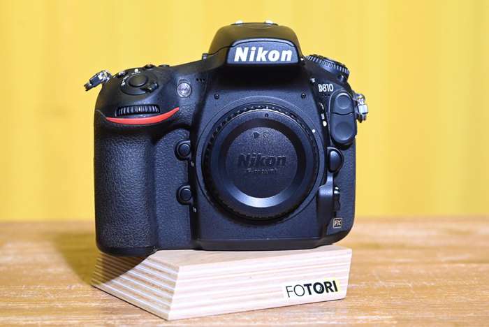 Nikon D810 + 64GB sd karta + 2x 8GB CFkarta + baterie patona | 601811