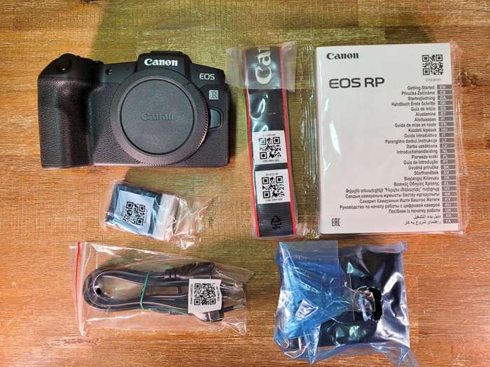 Canon EOS  RP  + Grip EG-E1 |  Nový