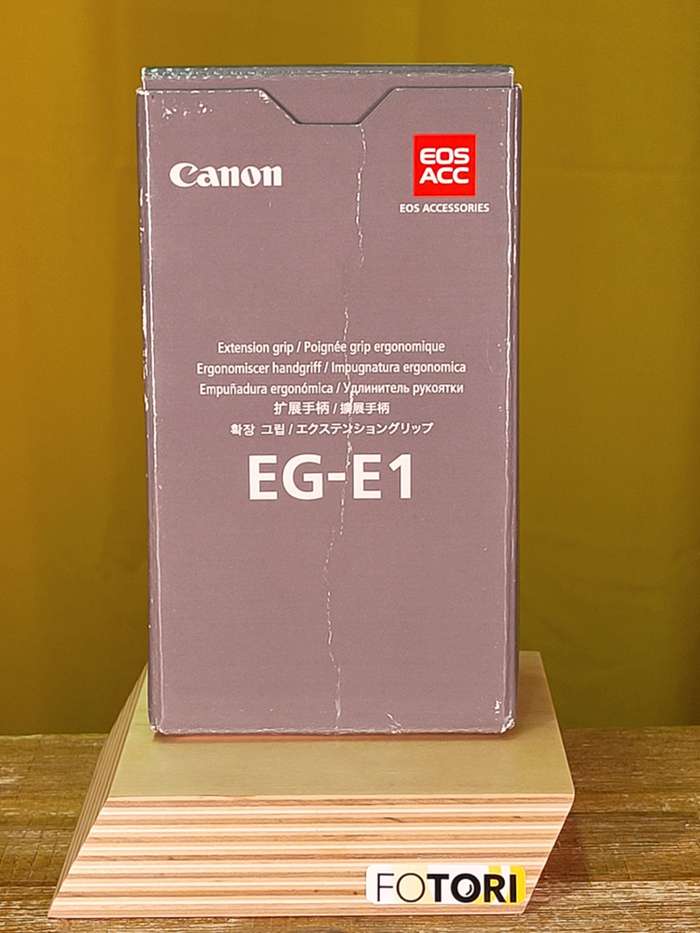 Canon EOS  RP  + Grip EG-E1 |  Nový