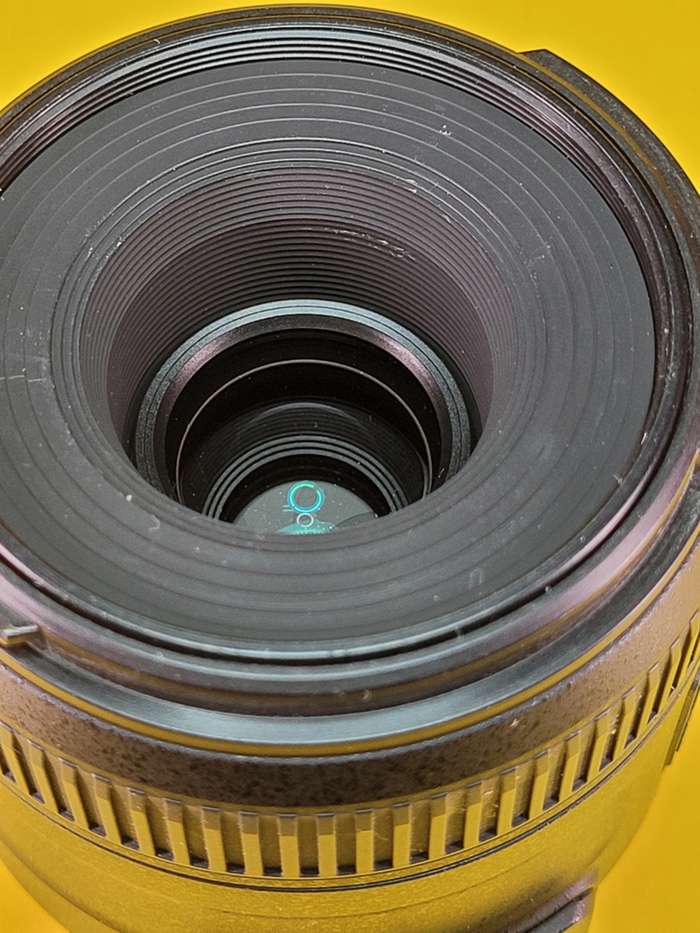 Nikon 40 mm f/2,8 AF-S G DX Micro | 2045657