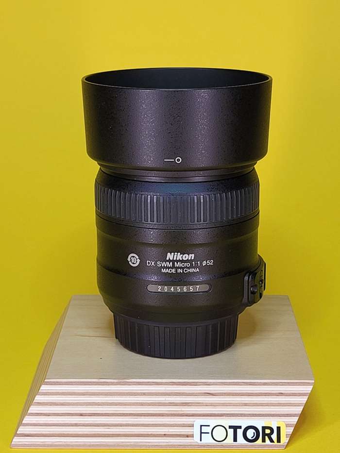 Nikon 40 mm f/2,8 AF-S G DX Micro | 2045657