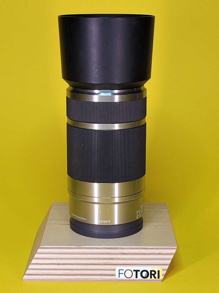 Sony E 55-210mm f/4.5-6.3 OSS