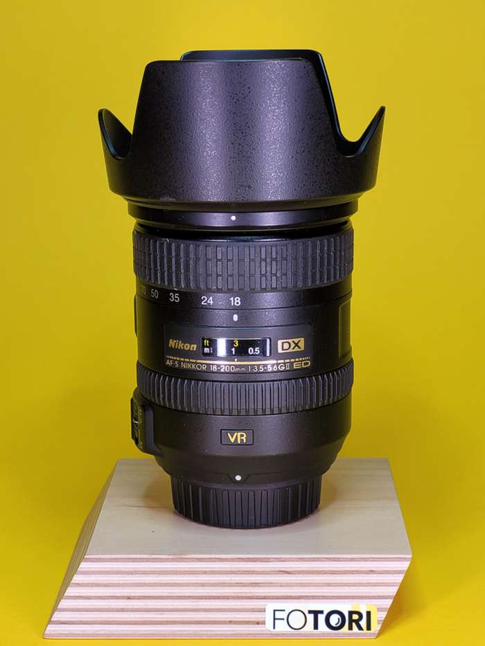 Nikon AF-S DX VR Zoom-Nikkor 18-200mm f/3.5-5.6G IF-ED | 42330252
