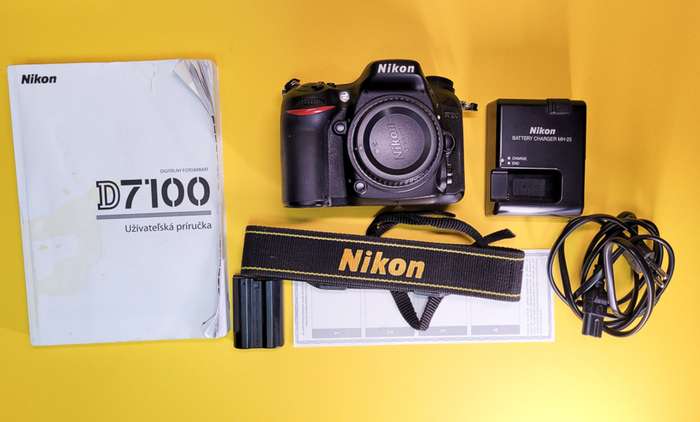 Nikon D7100  + Grip |  4332571