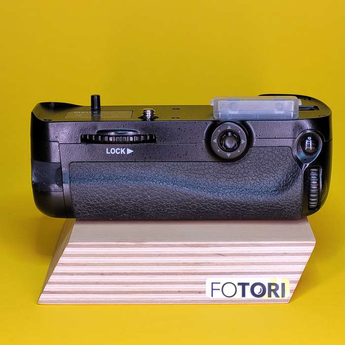 Nikon D7100  + Grip |  4332571