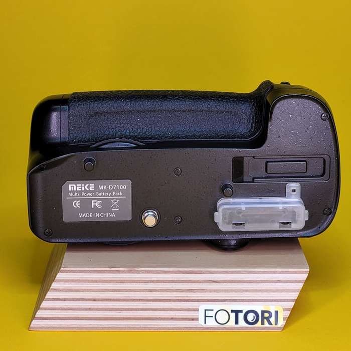 Nikon D7100  + Grip |  4332571