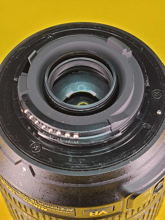 Nikon 18-105mm f/3,5-5,6 AF-S DX G ED VR + UV filtr | 35775651