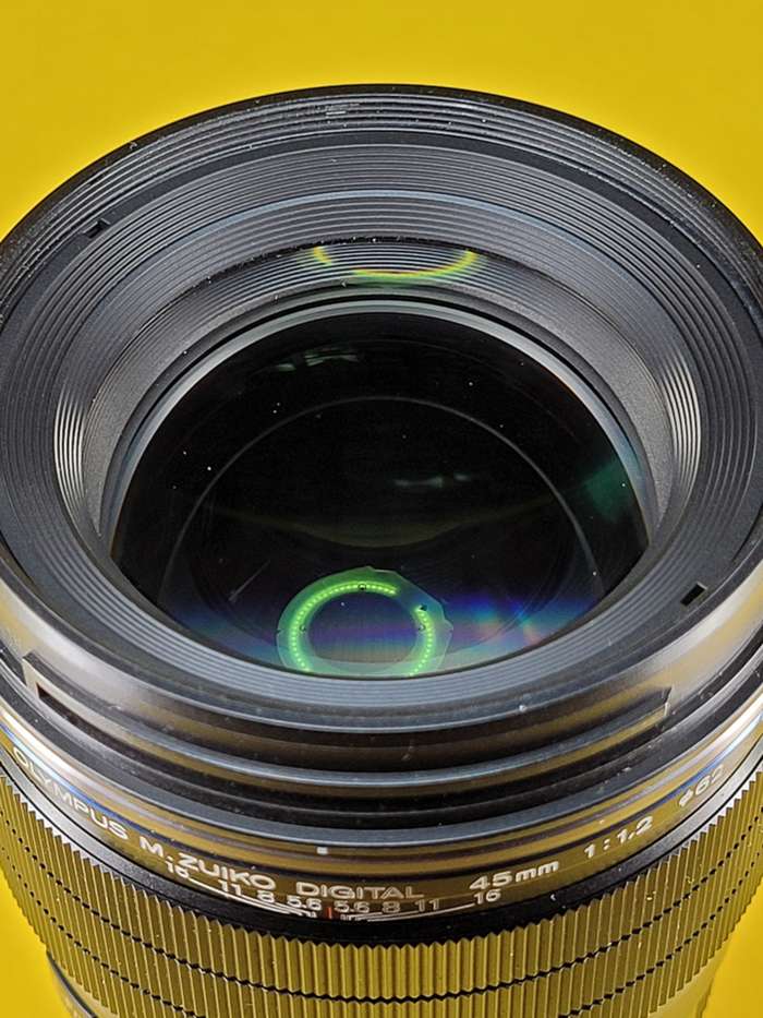 Olympus M.Zuiko 45 mm f/1,2 PRO + UV filtr