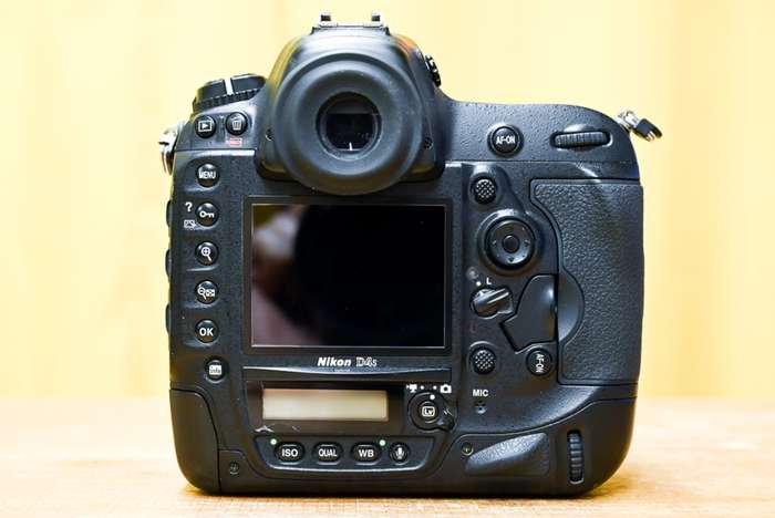 Nikon D4s | 2000381