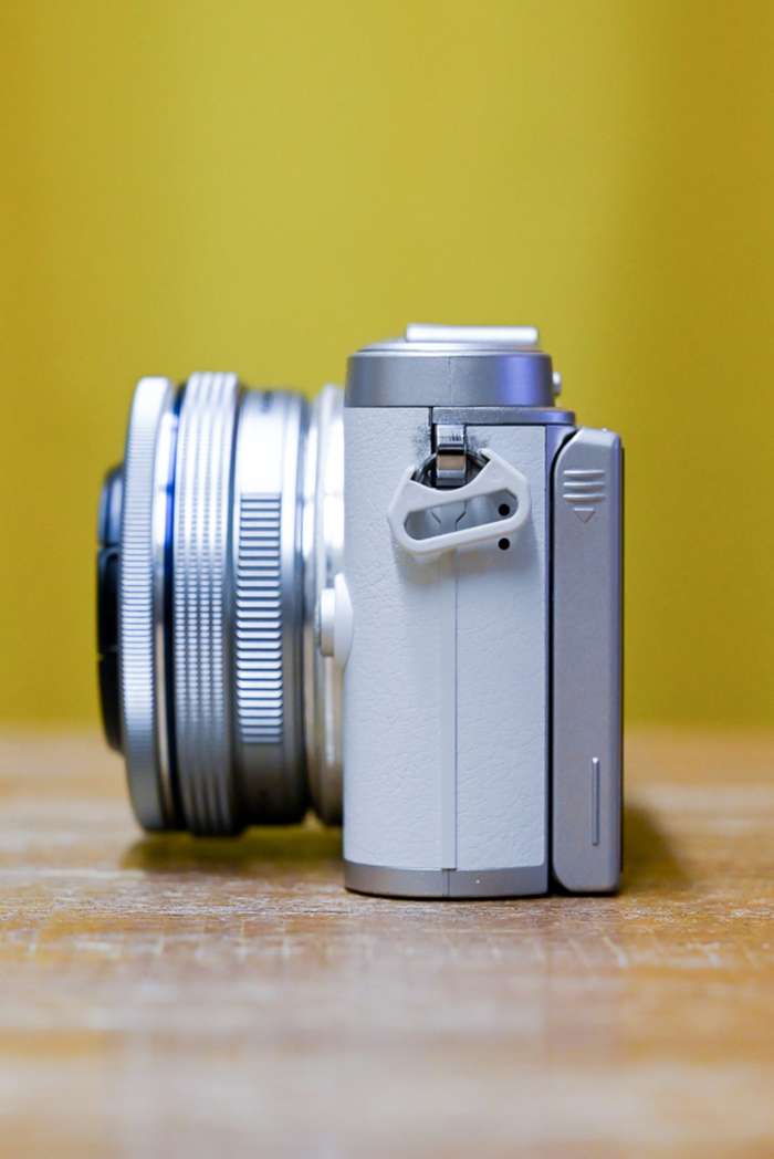 Olympus Pen  E-PL9 + 14-42/3,5-5,6 + 32GB karta