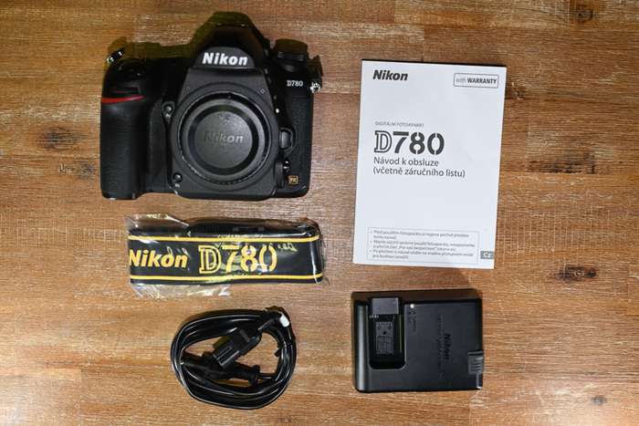 Nikon D780 |  6005047