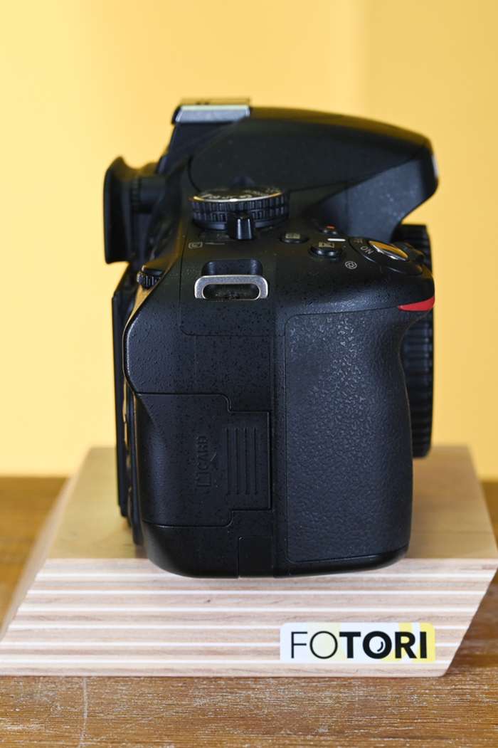 Nikon D5100 + SD 64 Gb | 6859630