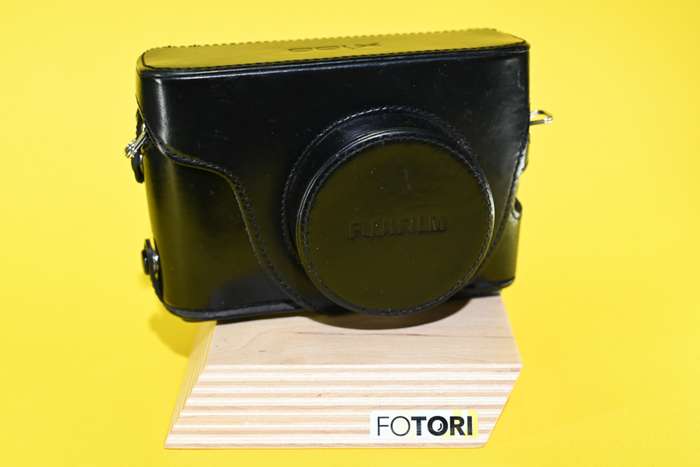 Fujifilm X100T | 54M02193