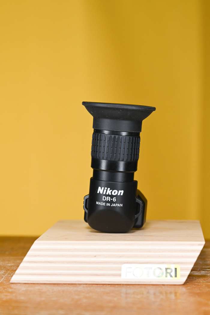 Nikon DR-6 úhlový hledáček