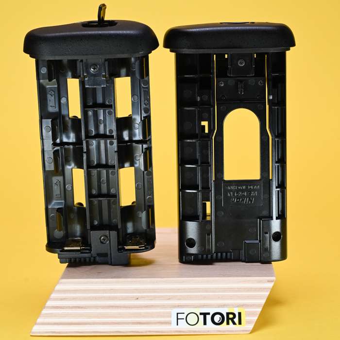 Nikon bateriový grip MB-D12 pro D800 a D810 | 2072636