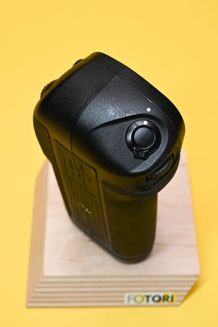 Nikon bateriový grip MB-D12 pro D800 a D810 | 2072636