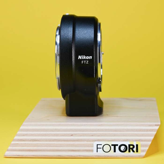 Nikon FTZ adaptér | 30015980