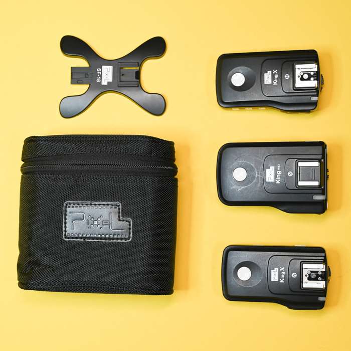 pixel king  rádiový odpalovač + 2x přijímač blesku pro Nikon i-TTL