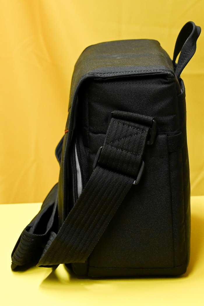 Lowepro event messenger 250