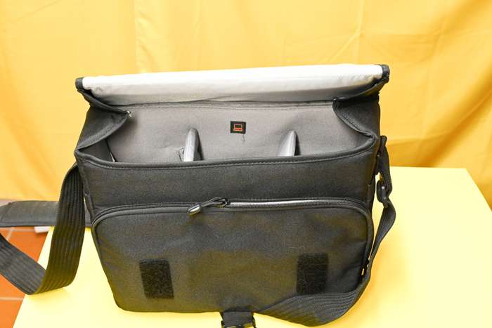 Lowepro event messenger 250