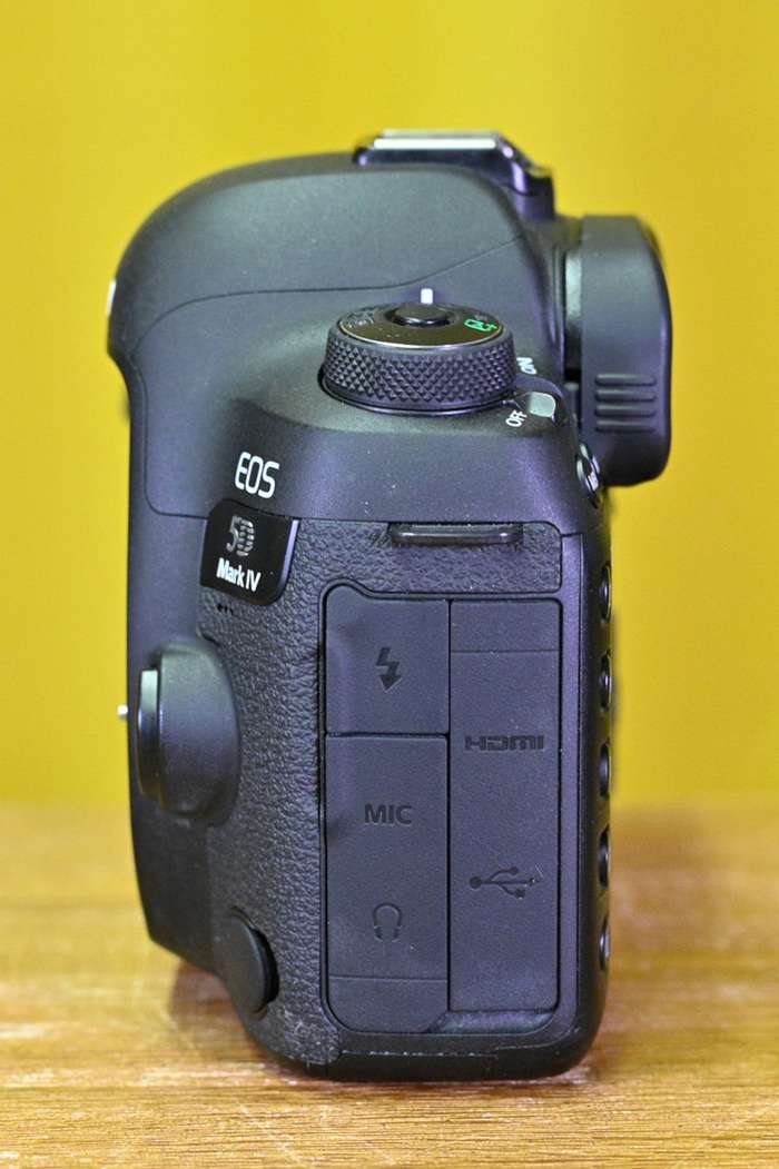 Canon EOS 5D Mark IV