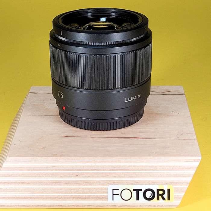 PANASONIC 25 mm f/1,7 | Xb9dc106749