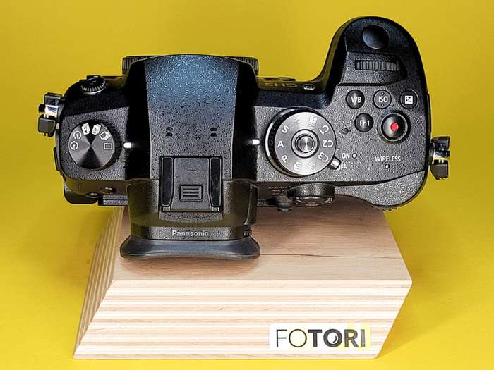 Panasonic Lumix DMC-GH5 | V-log | Wh0ad001685