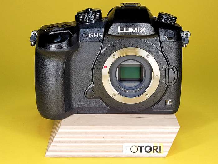 Panasonic Lumix DMC-GH5 | V-log | Wh0ad001685