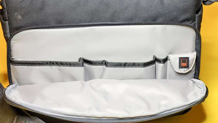 Lowepro event messenger 250