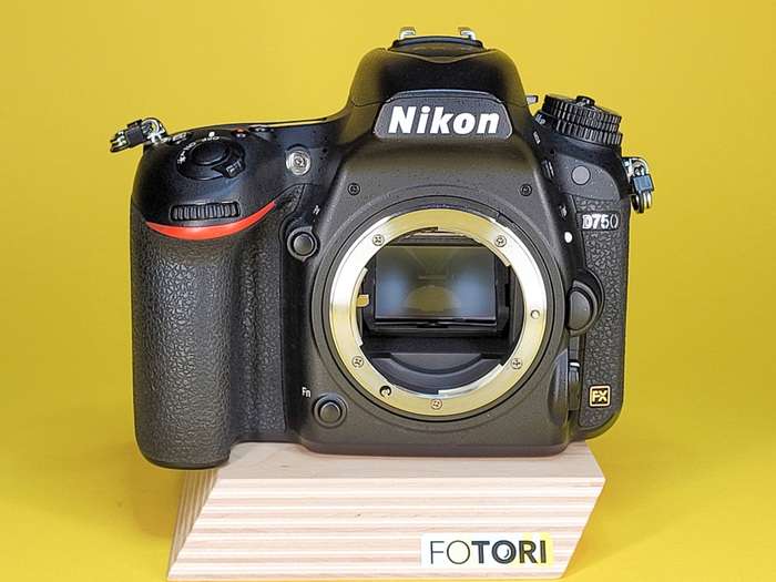 Nikon D750 | 6143372