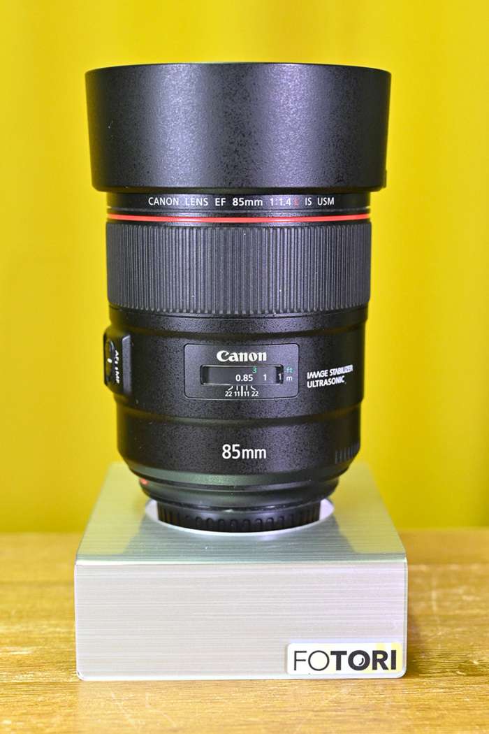 Canon EF 85mm f/1.4 L IS USM