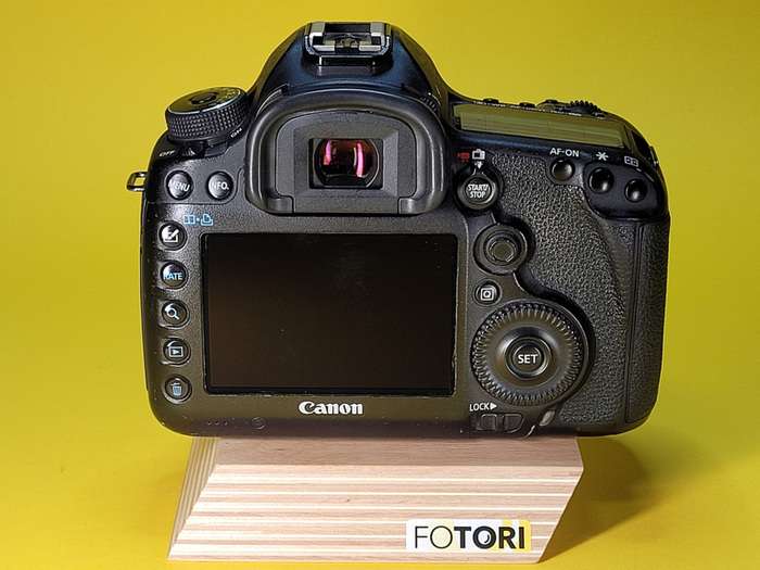 Canon EOS 5D Mark III | 43023002882