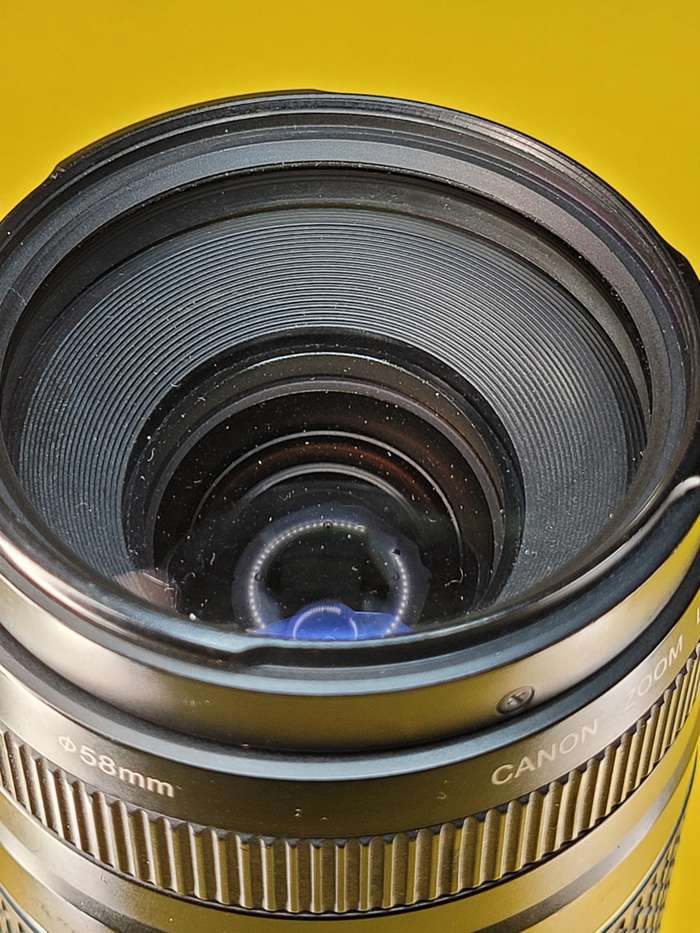 Canon EF 75-300 mm f/4,0-5,6 DC III | 3908104A