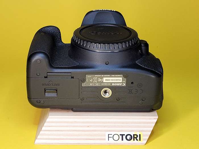 Canon EOS 700D I 053031013098