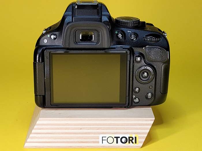 Set Nikon D5100  + 18-55 mm f/3,5-5,6 G AF | náhr. baterie + 16 Gb karta | 6758063 | 52918377