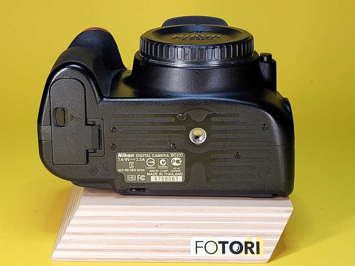 Set Nikon D5100  + 18-55 mm f/3,5-5,6 G AF | náhr. baterie + 16 Gb karta | 6758063 | 52918377