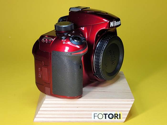 Set Nikon D3200 + 18-55 mm f/3,5-5,6 G AF | 2x baterie + 32 GB karta |  6119444  | 51936370