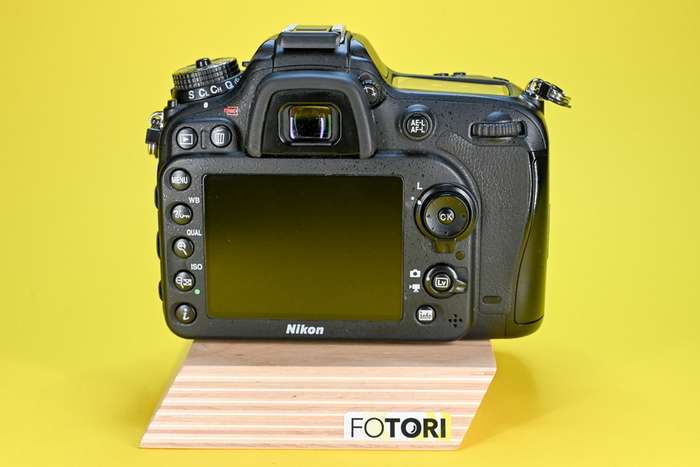 Nikon D7200 + ochranné sklo + naorig. baterie | 7813268