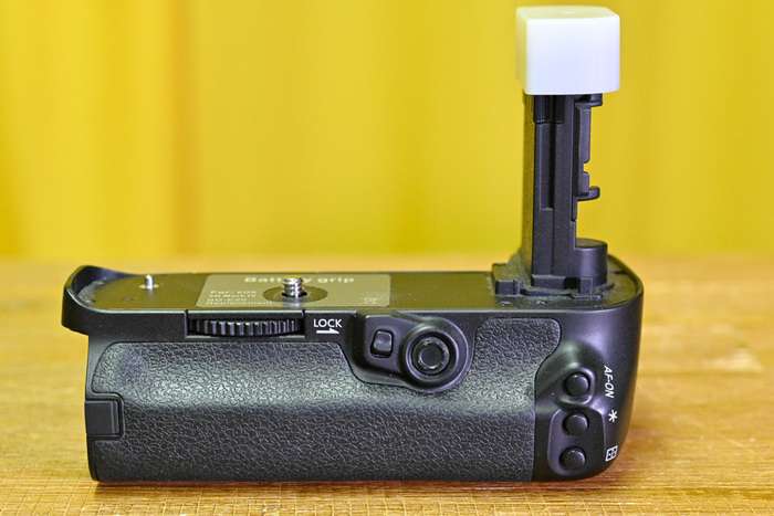 Battery Grip BG-E20 pro Canon 5D Mark IV + baterie
