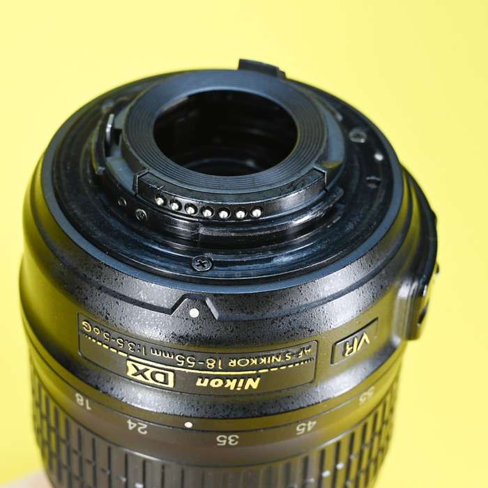 Nikon 18-55mm f/3.5-5.6G AF-S DX VR | 50481934
