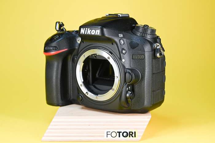 Nikon D7100 | 4597737