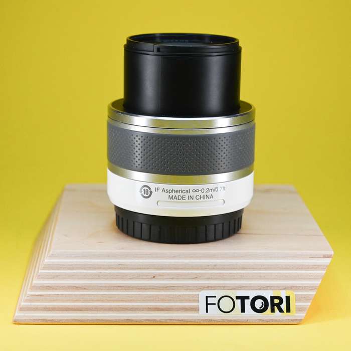 Nikon 1 J3 + Nikon 10-30mm VR | 52005576