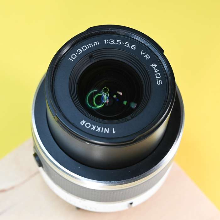 Nikon 1 J3 + Nikon 10-30mm VR | 52005576