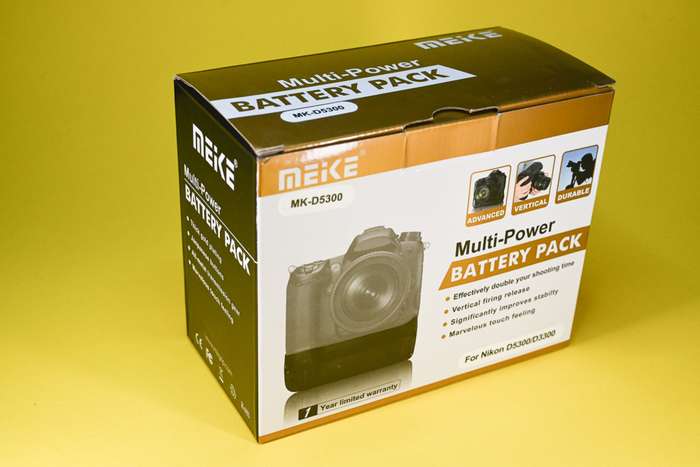 Nikon D5300 + MEIKE bateriový grip MK-D5300 | 5003245